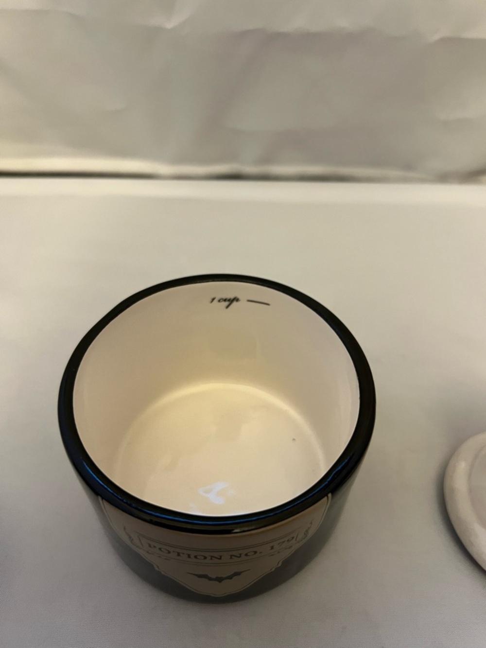 World Market Poison Measuring Cups - Black & Cream - Picture 6 of 11